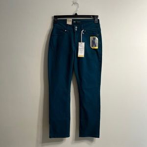 Levi’s 529 Curvy straight leg blue green pants size 6 medium NWT